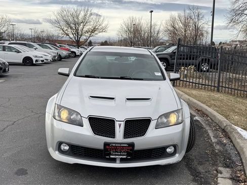 Used 2009 Pontiac G8 GT w/ Premium Package image 3