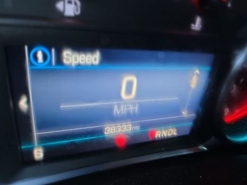 Used 2019 Chevrolet Equinox LT w/ LPO, Floor Liner Package image 13