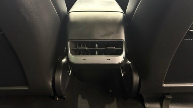 Used 2021 Tesla Model 3 Standard Range Plus RWD image 27