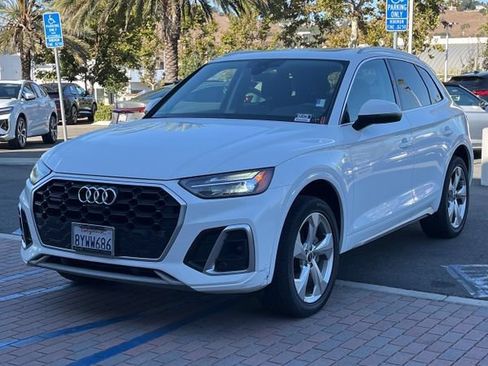 Used 2022 Audi Q5 2.0T Premium Plus w/ Premium Plus Package AWD/4WD image 1