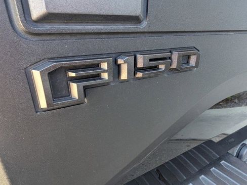 Used 2020 Ford F150 Raptor w/ Equipment Group 802A Luxury AWD/4WD image 28