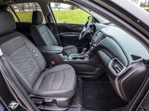 Used 2021 Chevrolet Equinox LT image 36