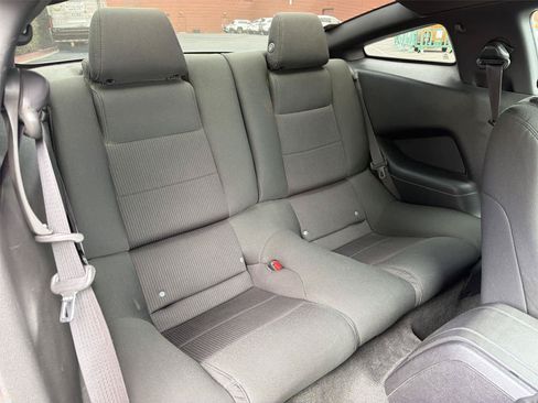 Used 2014 Ford Mustang Coupe RWD image 14