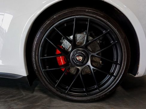 Used 2018 Porsche 911 GT3 RS image 45