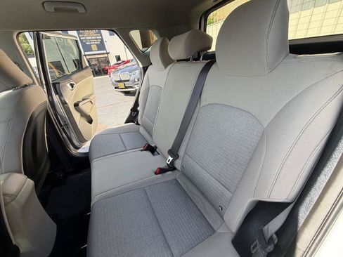 Used 2021 Kia Soul S FWD image 13