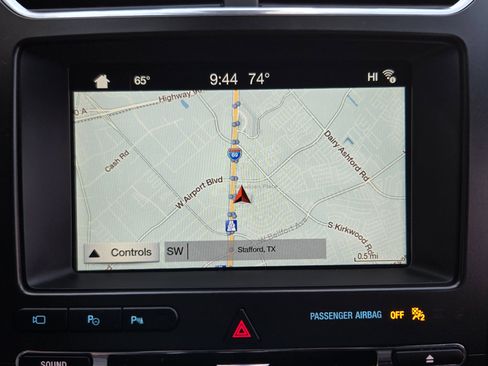 Certified 2018 Ford Explorer Limited w/ Equipment Group 301A image 12