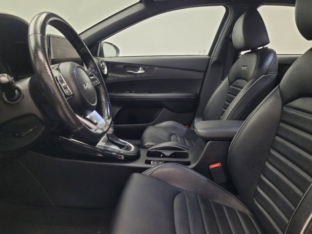Used 2023 Kia Forte GT-Line w/ GT-Line Premium Package FWD image 17