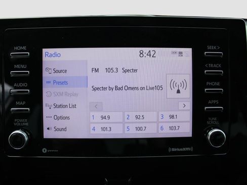 Used 2022 Toyota Camry SE image 19