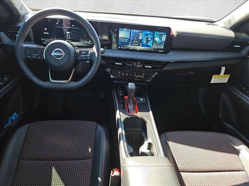 New 2026 Nissan Kicks SR image 11