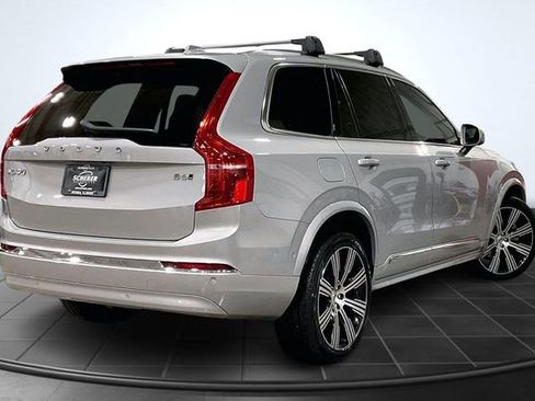 Certified 2023 Volvo XC90 B6 Ultimate image 3