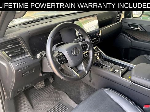 Used 2024 Lexus GX 550 w/ Accessory Package (Z1) image 13