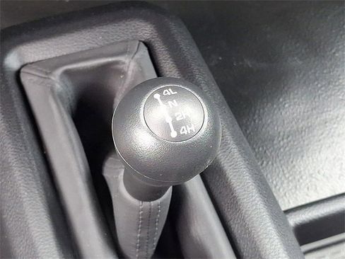 Used 2024 RAM 2500 Tradesman w/ Chrome Appearance Group image 16