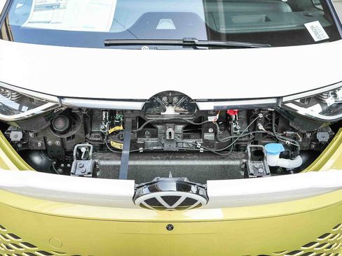 New 2025 Volkswagen ID. Buzz Pro S Plus AWD/4WD image 13