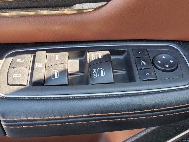 Used 2022 RAM 1500 Limited AWD/4WD image 7
