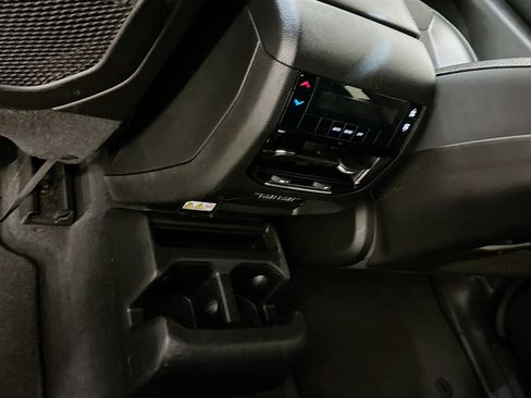 Used 2023 Jeep Grand Cherokee L Laredo AWD/4WD image 28