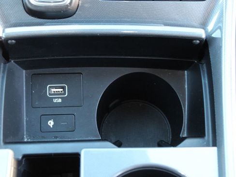 Used 2022 Hyundai Santa Fe Calligraphy image 24