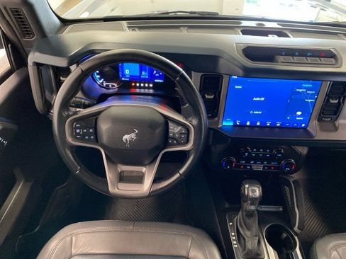 Used 2023 Ford Bronco Outer Banks AWD/4WD image 15