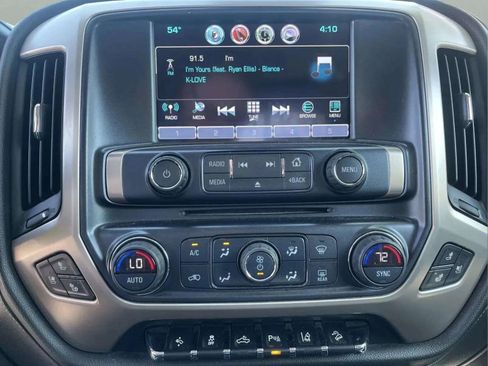 Used 2017 GMC Sierra 2500 Denali w/ Suspension Package, Off-Road AWD/4WD image 15