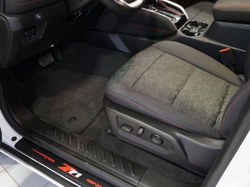 Used 2024 Chevrolet Colorado Z71 image 25