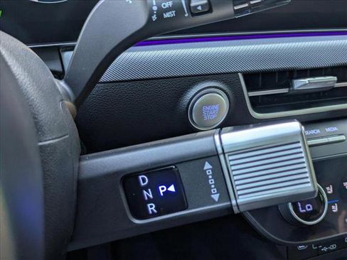 New 2025 Hyundai Sonata Limited image 14