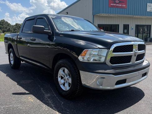 Used 2013 RAM 1500 Tradesman w/ Popular Equipment Group AWD/4WD image 2
