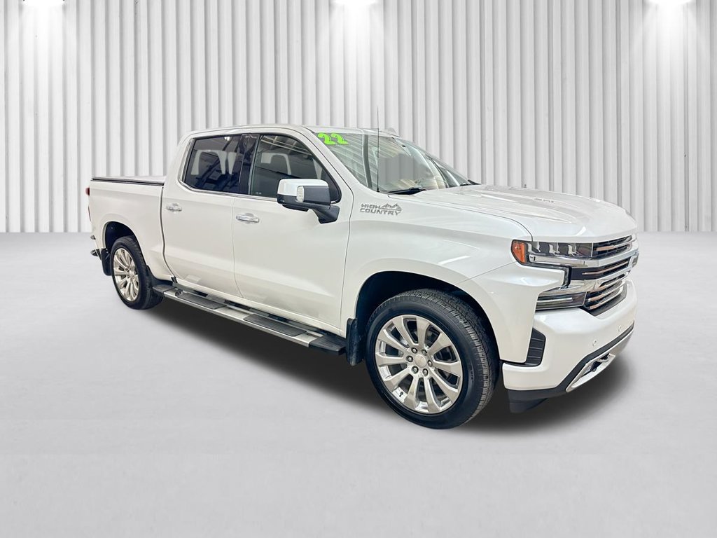 Used 2022 Chevrolet Silverado 1500 High Country w/ Technology Package AWD/4WD image 2