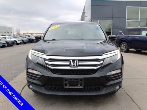 Used 2017 Honda Pilot EX image 2