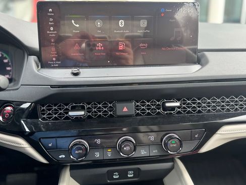 Used 2025 Honda Accord EX-L image 16