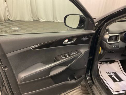 Used 2016 Kia Sorento EX w/ EX Touring Package image 15