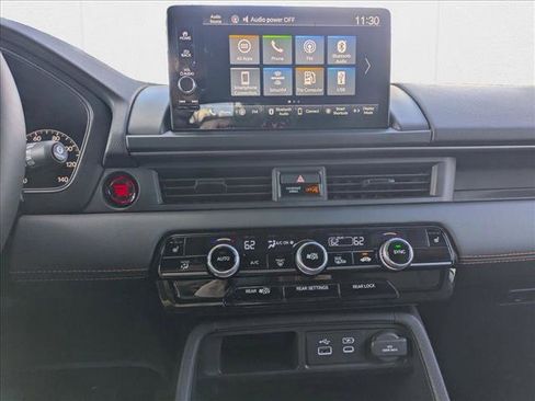 New 2025 Honda Pilot TrailSport image 12