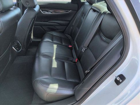 Used 2016 Cadillac XTS Luxury image 24