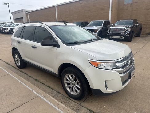 Used 2013 Ford Edge SE image 3