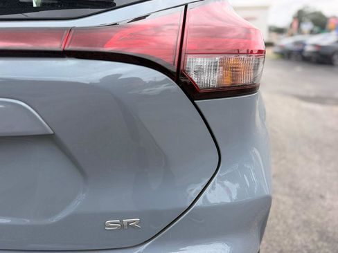 Used 2023 Nissan Kicks SR FWD image 28