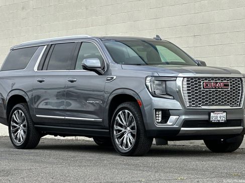 Certified 2021 GMC Yukon XL Denali w/ Denali Premium Package AWD/4WD image 1