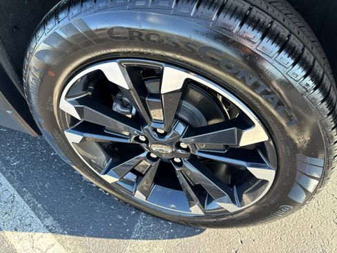 Used 2026 Chevrolet Equinox RS w/ Safety and Technology Package FWD image 11