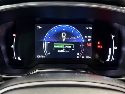 Used 2025 Toyota Corolla XSE FWD image 17