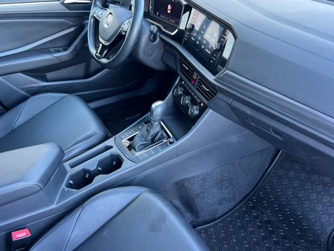 Used 2019 Volkswagen Jetta SEL image 15