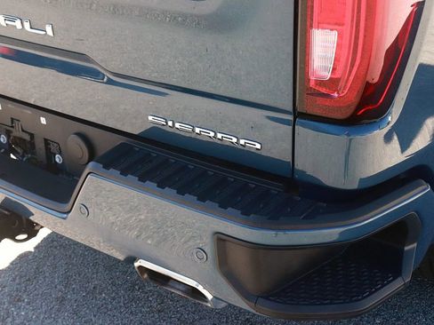 Used 2024 GMC Sierra 1500 Denali w/ Denali Reserve Package AWD/4WD image 8