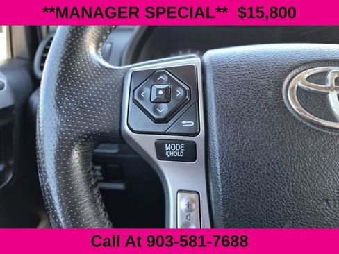 Used 2014 Toyota 4Runner Limited image 32