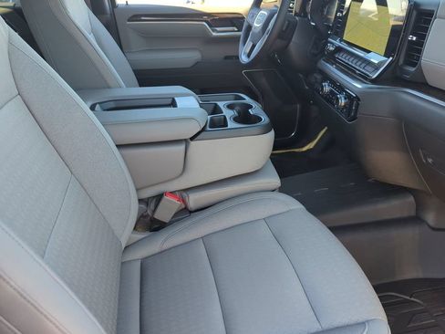 New 2026 GMC Sierra 1500 SLE AWD/4WD image 25