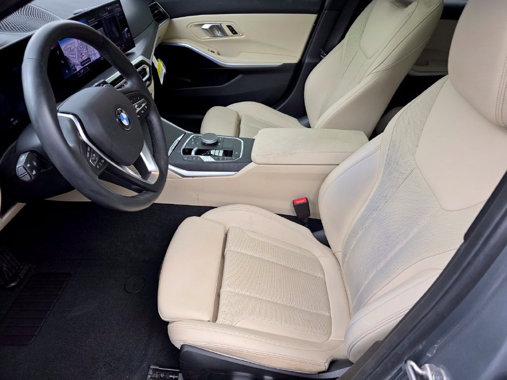 Certified 2024 BMW 330i Sedan w/ Convenience Package RWD image 9
