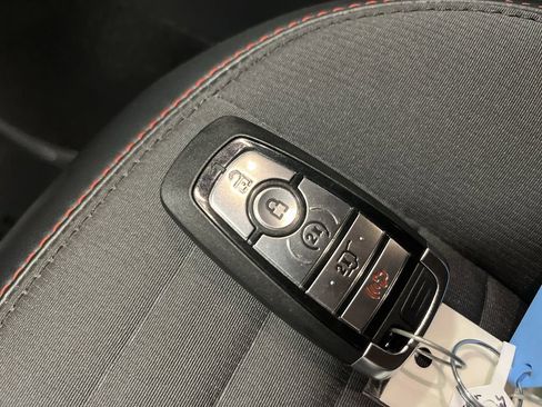 Used 2025 Ford Explorer ST-Line image 27