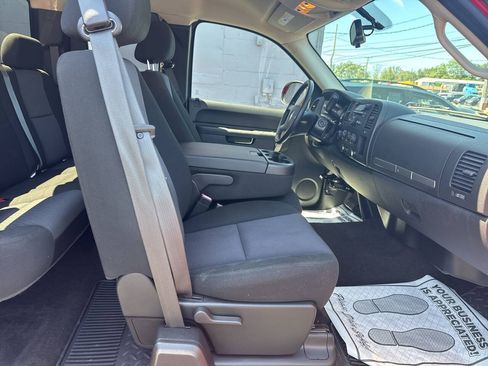 Used 2010 Chevrolet Silverado 1500 LT w/ Power Pack Plus AWD/4WD image 21