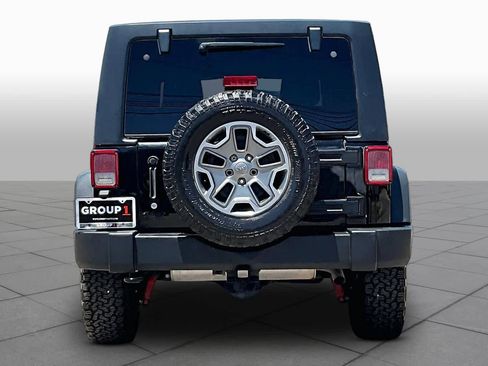Used 2014 Jeep Wrangler Unlimited Rubicon w/ Connectivity Group AWD/4WD image 5