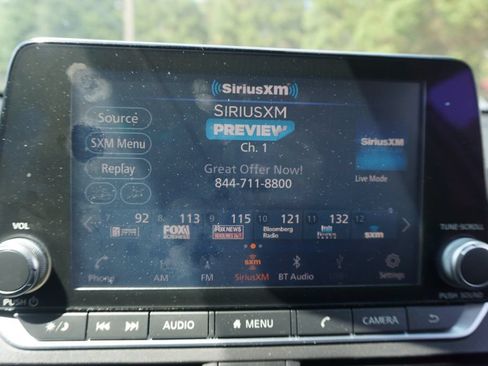 Used 2021 Nissan Altima 2.5 SR w/ SR Premium Package FWD image 9