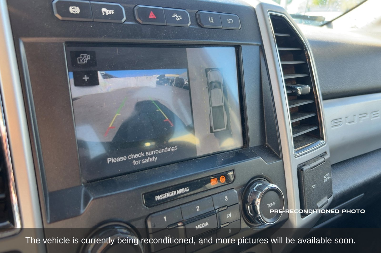 Used 2019 Ford F450 Lariat w/ Tow Technology Bundle AWD/4WD image 17