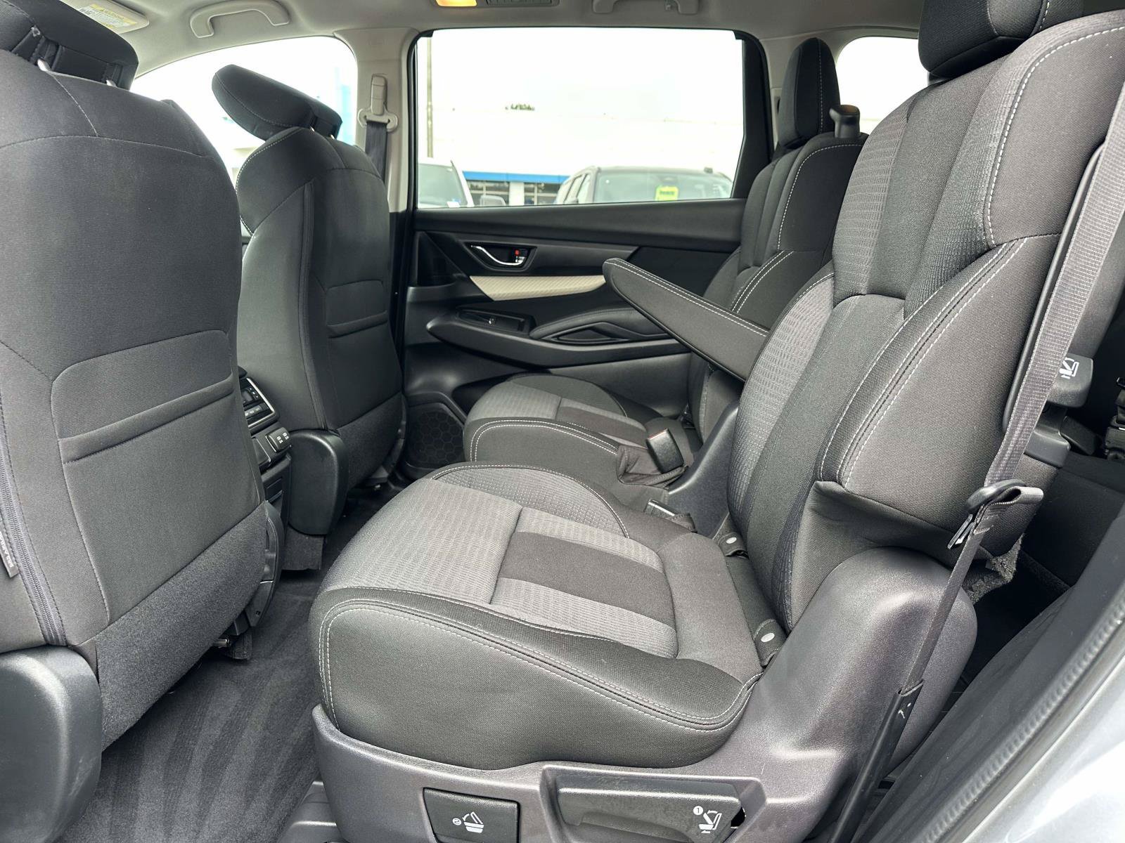 Used 2022 Subaru Ascent Premium w/ Convenience Package AWD/4WD image 24