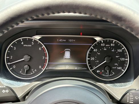 Used 2024 Nissan Rogue SV w/ SV Premium Package FWD image 20