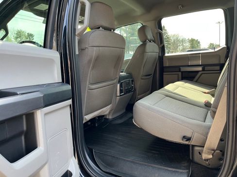 Used 2020 Ford F150 XLT w/ Equipment Group 302A Luxury image 10