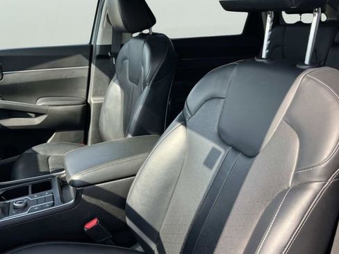 Certified 2021 Kia Sorento S w/ Panoramic Sunroof Package AWD/4WD image 27